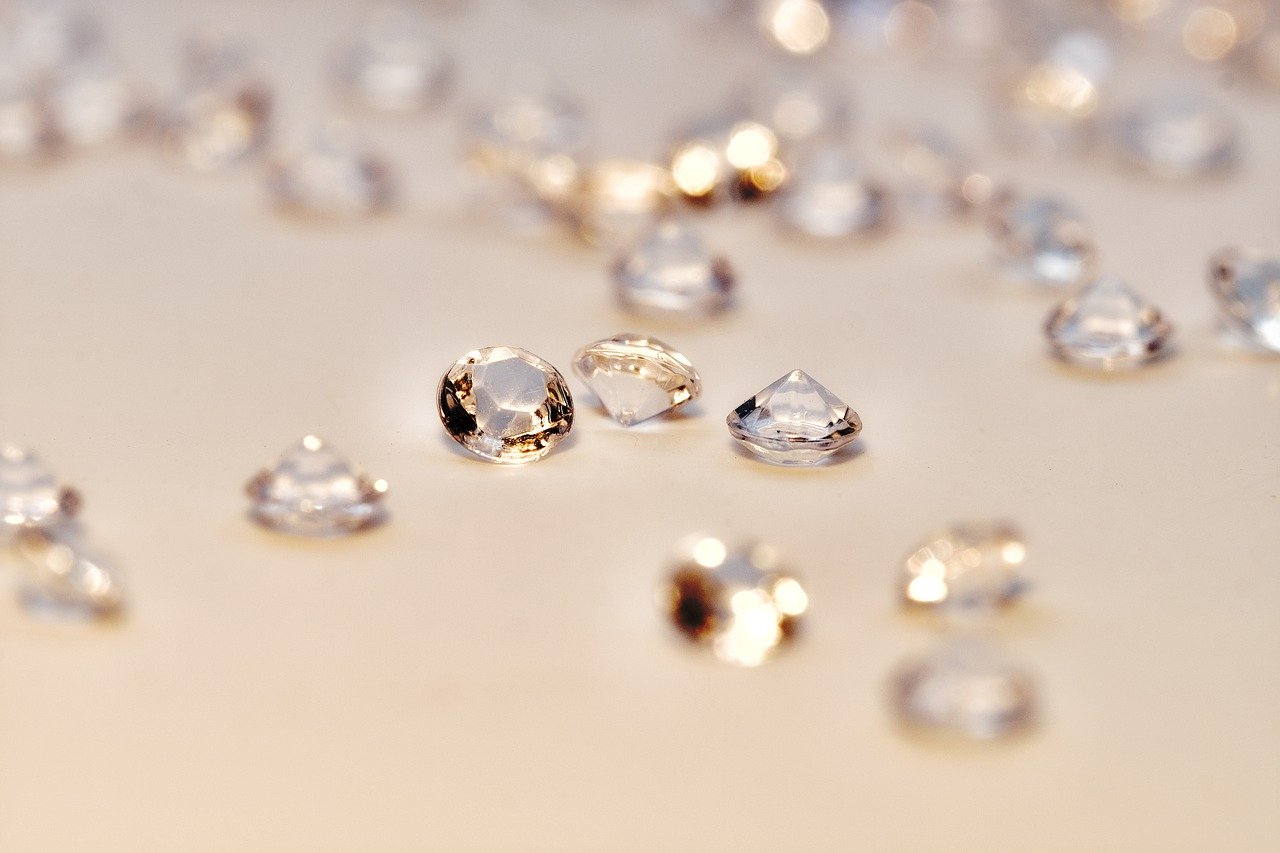 Complete Guide to Everything You Should Know About Diamonds