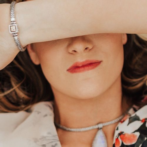 Own Your Style: The Woman's Guide to Fall Jewelry Trends (Uppdaterad för 2021)