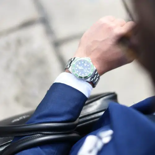 Decoding Time: Unveiling the Best Bracelet Watch for Your Wrist