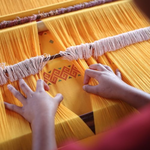 Unlock Your Creativity: A Beginner’s Guide to Bracelet Loom Making